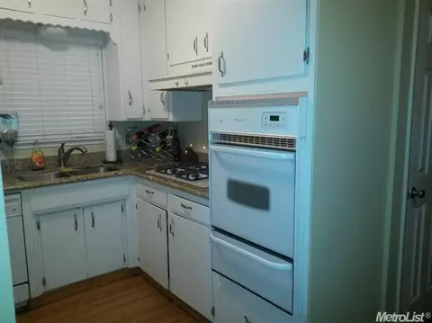 2400 Apache Ln, Modesto, CA 95350 photo 4