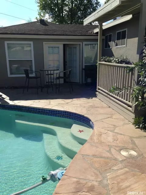 2400 Apache Ln, Modesto, CA 95350 photo 25