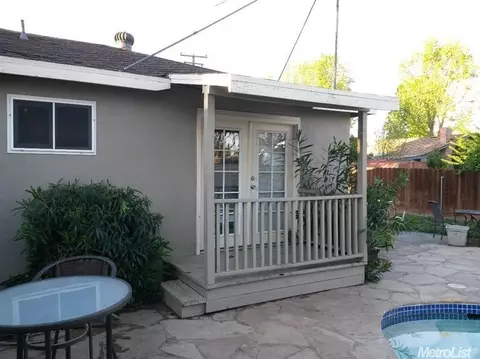 2400 Apache Ln, Modesto, CA 95350 photo 3
