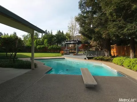2512 Van Derk Cir, Modesto, CA 95356 photo 22