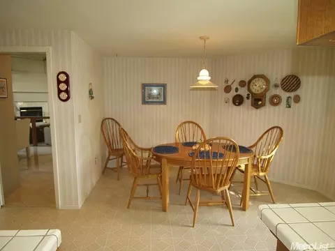 2512 Van Derk Cir, Modesto, CA 95356 photo 11