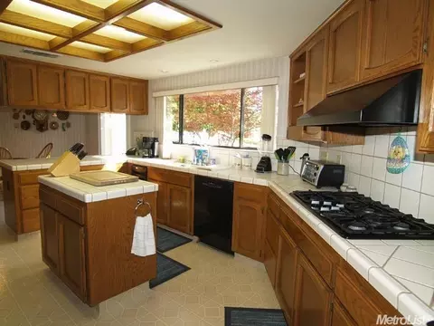 2512 Van Derk Cir, Modesto, CA 95356 photo 10