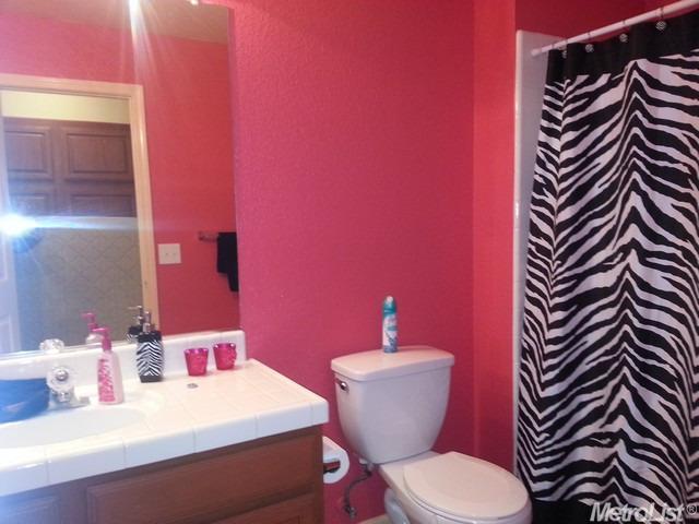 3804 Ellenboro Ave, Modesto, CA 95357 photo 17
