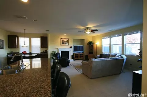 862 Bluestone Cir, Folsom, CA 95630 photo 7