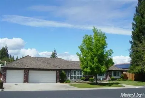 3901 Ruisdael Dr, Modesto, CA 95356 photo 1