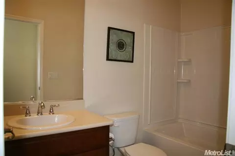 1087 Nello Way, Manteca, CA 95337 photo 16
