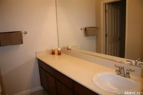 1087 Nello Way, Manteca, CA 95337 photo 20