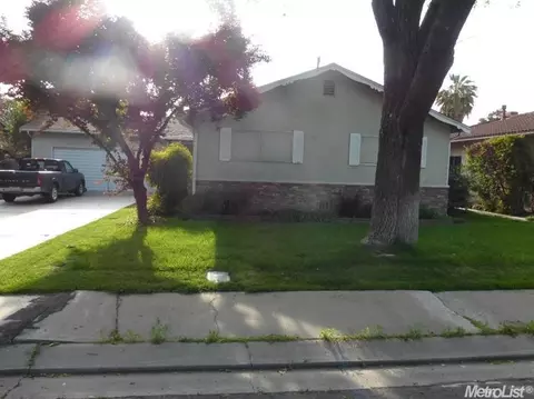 1721 Ardmore Ave, Modesto, CA 95350 photo 2