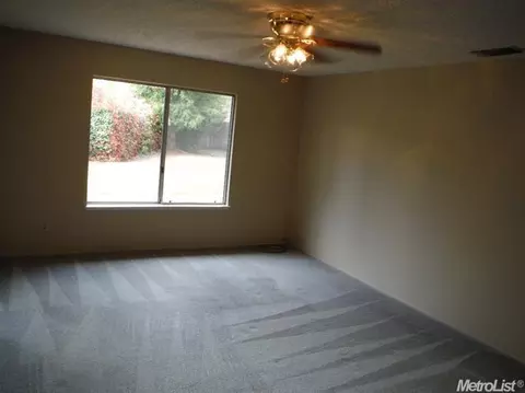 5663 Sparas St, Loomis, CA 95650 photo 9