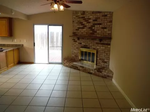 5663 Sparas St, Loomis, CA 95650 photo 3