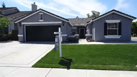 405 Meyenberg Ave, Ripon, CA 95366 photo 1