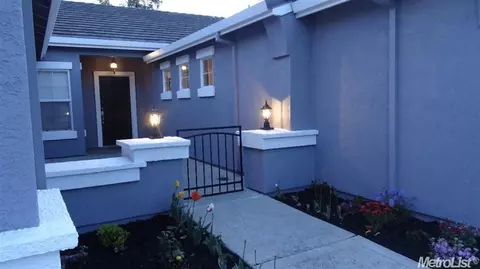 405 Meyenberg Ave, Ripon, CA 95366 photo 5