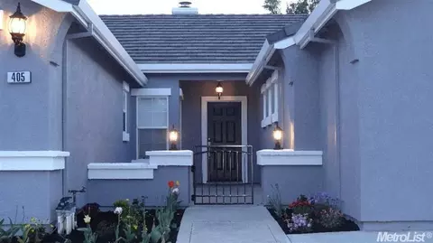 405 Meyenberg Ave, Ripon, CA 95366 photo 4