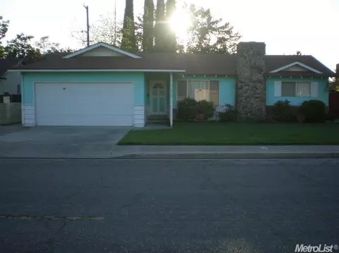 2105 Xavier Ave, Turlock, CA 95382 photo 1