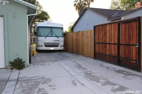 3129 Garfield Ave, Carmichael, CA 95608 photo 23