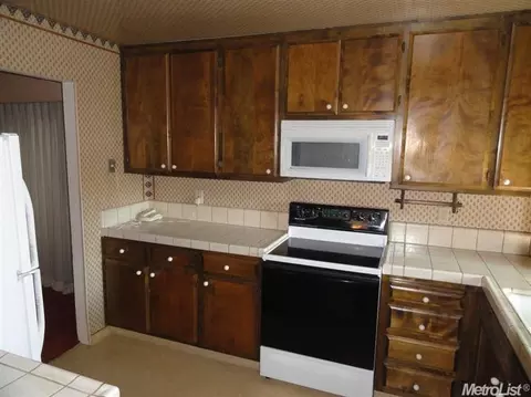 512 Phoenix Ave, Modesto, CA 95354 photo 10