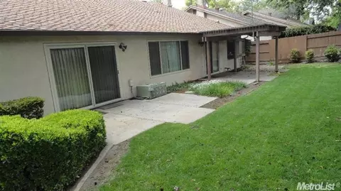512 Phoenix Ave, Modesto, CA 95354 photo 3