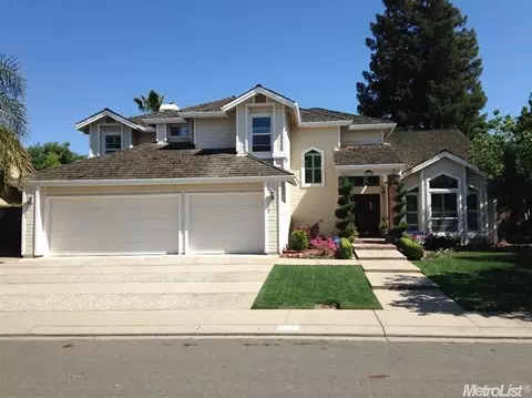 2712 Lake Front Ct, Modesto, CA 95355 photo 1