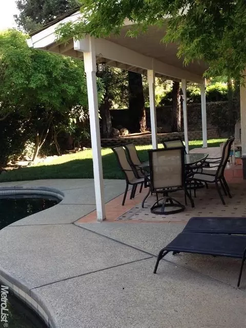 2712 Lake Front Ct, Modesto, CA 95355 photo 11