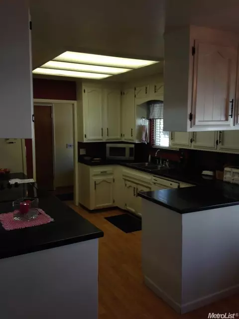1630 Smith Dr, Turlock, CA 95382 photo 14