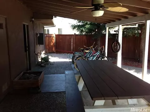 1630 Smith Dr, Turlock, CA 95382 photo 9