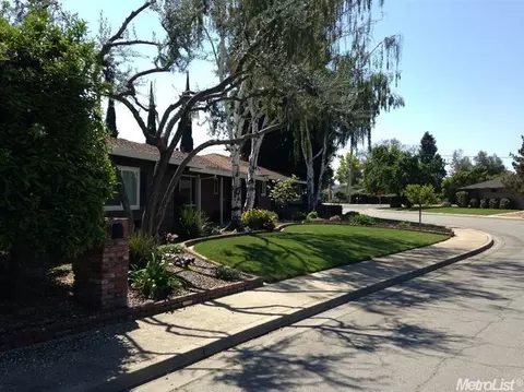 1630 Smith Dr, Turlock, CA 95382 photo 4