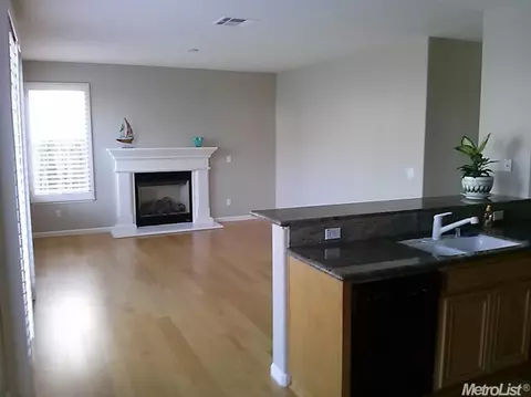 207 Glenhaven Dr, Tracy, CA 95377 photo 6