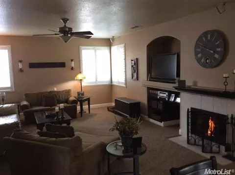 3308 Decatur St, Modesto, CA 95355 photo 8