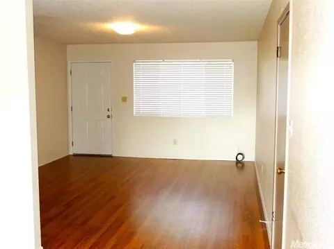 1014 1st St, Galt, CA 95632 photo 4