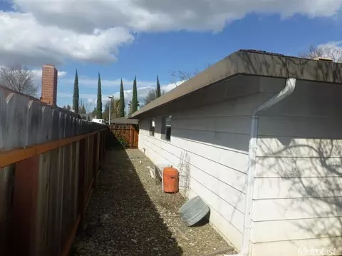 26 W Donna Dr, Merced, CA 95348 photo 17