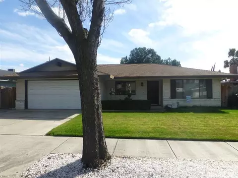 26 W Donna Dr, Merced, CA 95348 photo 2