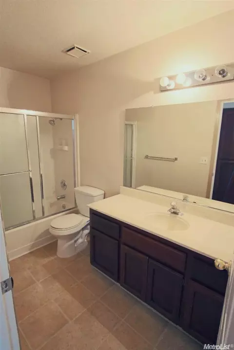 2336 Quail Run Ct, Modesto, CA 95355 photo 18