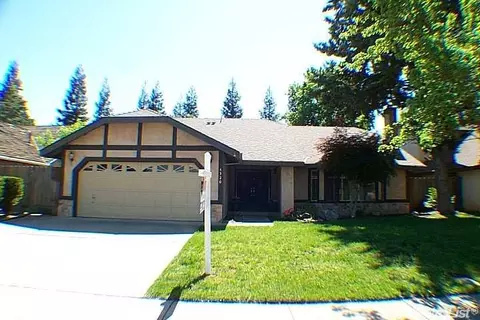4320 Bluff Creek Dr, Modesto, CA 95355 photo 1