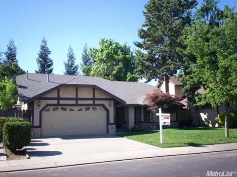 4320 Bluff Creek Dr, Modesto, CA 95355 photo 2