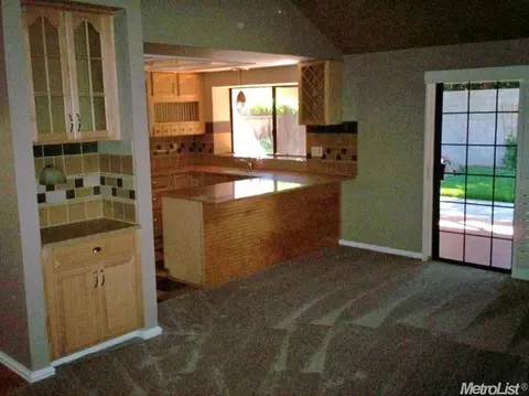 4320 Bluff Creek Dr, Modesto, CA 95355 photo 8