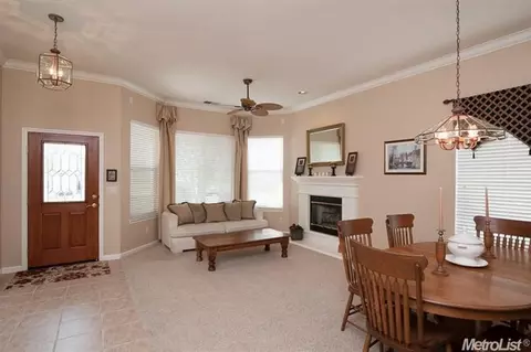 2022 Taft Dr, Rocklin, CA 95765 photo 2