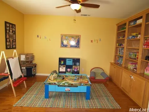 1704 Avignon Ln, Modesto, CA 95356 photo 7