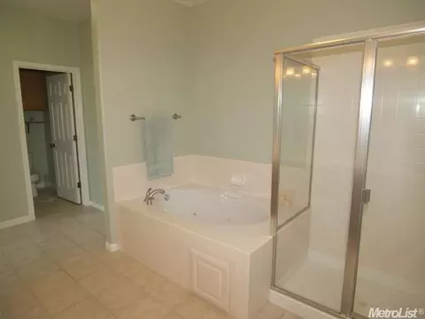 1704 Avignon Ln, Modesto, CA 95356 photo 19
