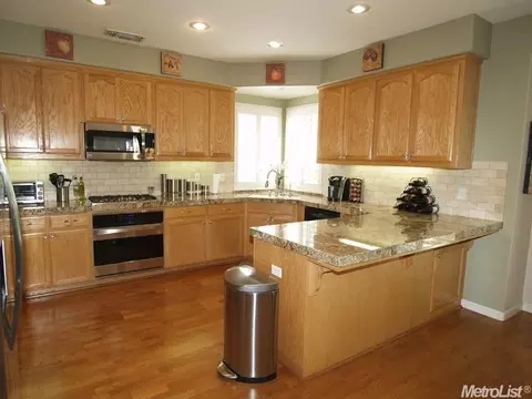 1704 Avignon Ln, Modesto, CA 95356 photo 9