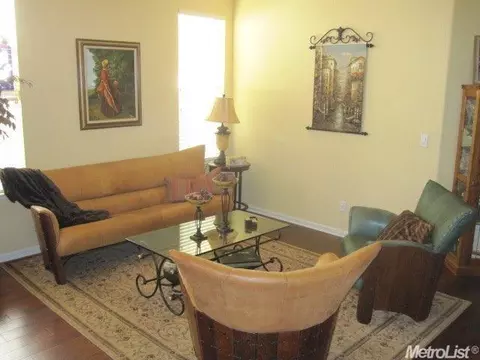 775 Mount Rushmore Ave, Tracy, CA 95377 photo 4
