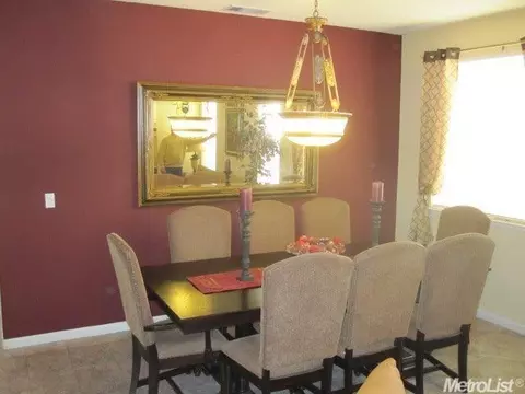775 Mount Rushmore Ave, Tracy, CA 95377 photo 5
