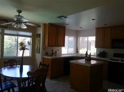 2908 Avon Rd, Rocklin, CA 95765 photo 9