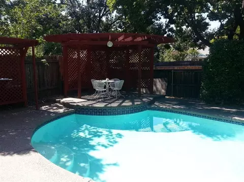 2908 Avon Rd, Rocklin, CA 95765 photo 2