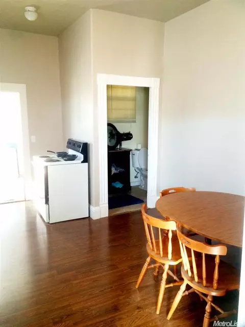 1319 P St, Newman, CA 95360 photo 9
