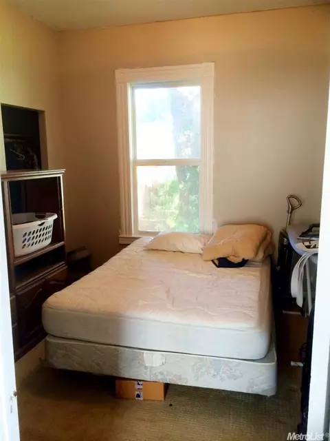 1319 P St, Newman, CA 95360 photo 13