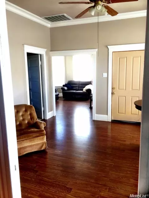 1319 P St, Newman, CA 95360 photo 8