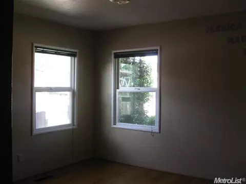 661 N N Cres, Lodi, CA 95240 photo 8