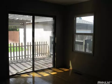 661 N N Cres, Lodi, CA 95240 photo 6