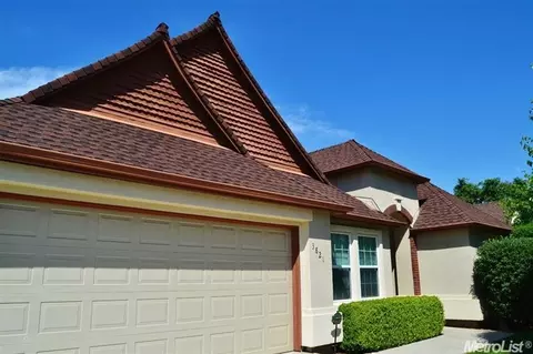 3821 Chedworth Ln, Modesto, CA 95355 photo 2