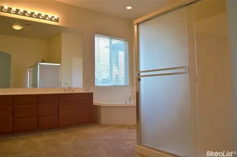 3821 Chedworth Ln, Modesto, CA 95355 photo 15